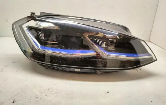 Volkswagen Golf VII Headlight/headlamp