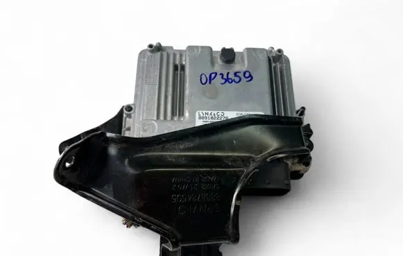 Volvo S90, V90 Engine control unit/module ECU 8891822276 0261S1057W
