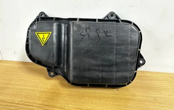 Volkswagen Golf Sportsvan Headlight part 510941607B