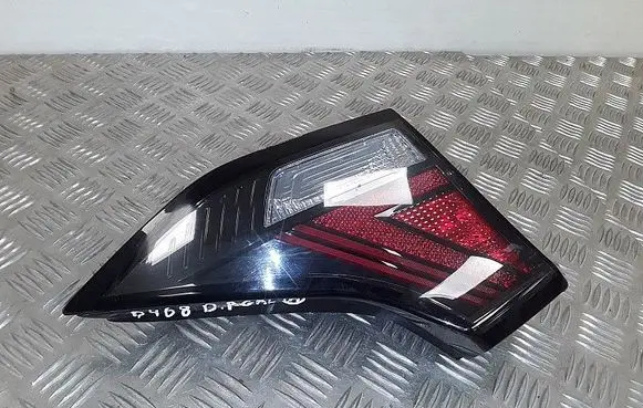 Hyundai Ioniq Tailgate rear/tail lights 92403G2200