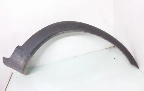 Volvo XC70 Front arch trim 8620130