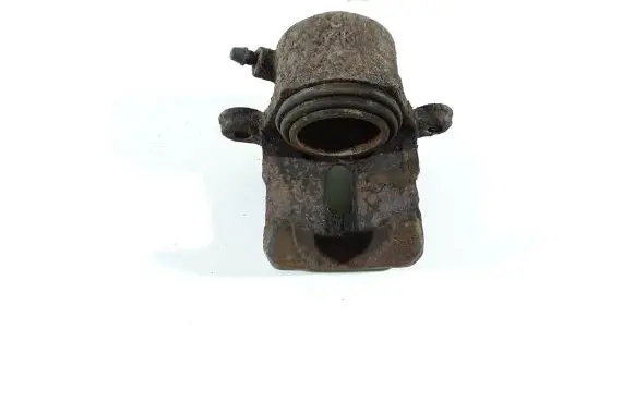 Suzuki XL7 I Front brake caliper 34K