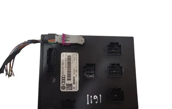 Audi A4 S4 B8 8K Comfort/convenience module 8K0907063P