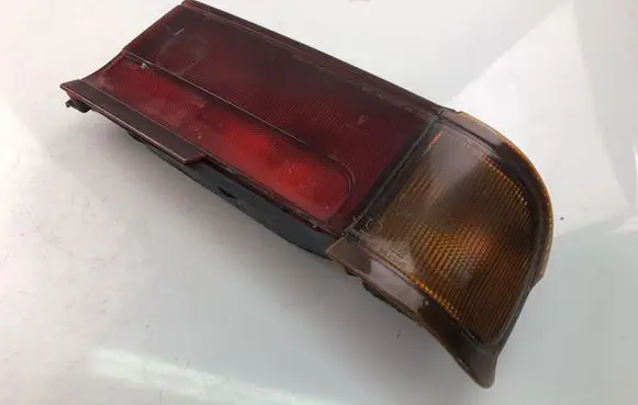 Mitsubishi Colt Rear/tail lights 0438557R