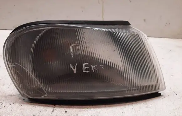 Opel Vectra B Front indicator light 90464684