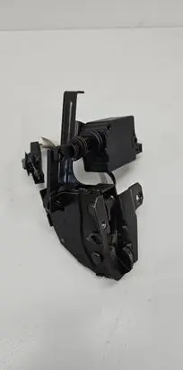 BMW 5 E39 Tailgate window lock/catch/latch 8238469 5124