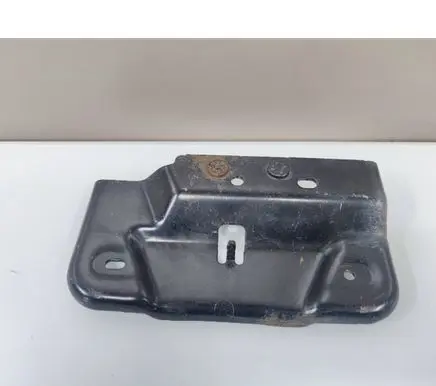 Peugeot 3008 II Distronic sensor bracket 847231080