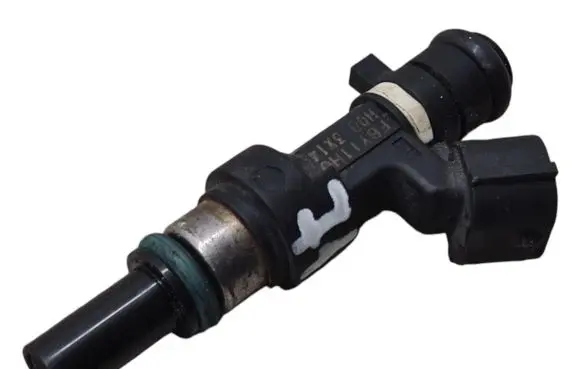 Nissan Micra Fuel injector FBY11H0