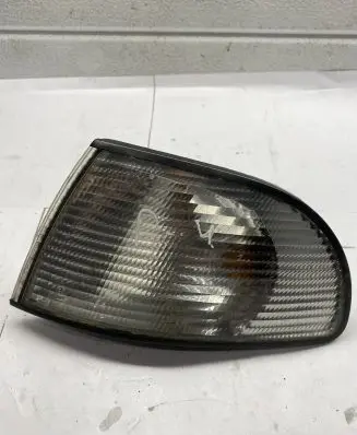 Audi A4 S4 B6 8E 8H Front indicator light 1315105918