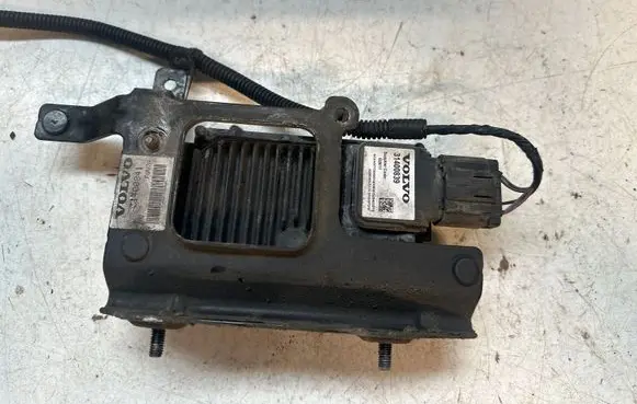 Volvo XC60 Distronic sensor radar G2611