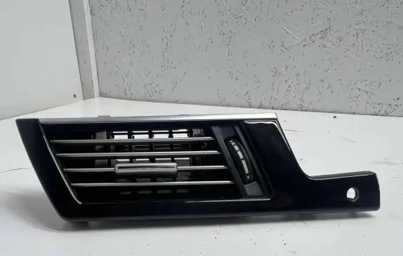 Mercedes-Benz E W212 Dashboard side air vent grill/cover trim A2128302654 A2126800193