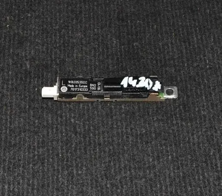 Volkswagen Scirocco Aerial antenna amplifier