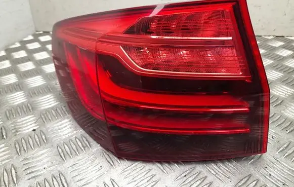 BMW 5 F10 F11 Rear/tail lights 7370345