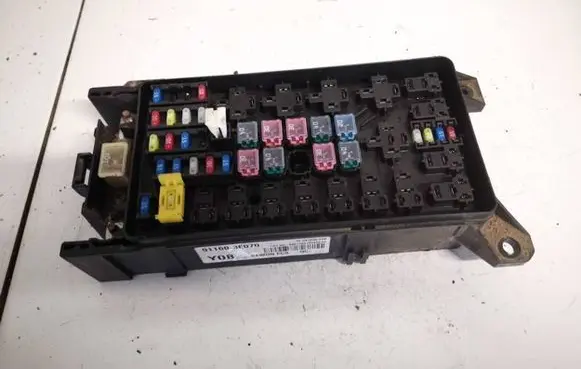 KIA Sorento Fuse box set 911603e070 91160-3e070