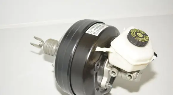 BMW 3 F30 F35 F31 Brake booster 6798422