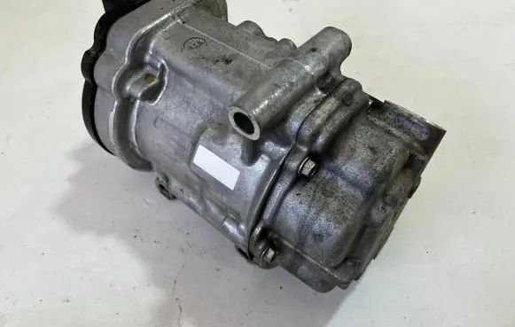 Toyota Corolla E210 E21 Air conditioning (A/C) compressor (pump) 0424001201