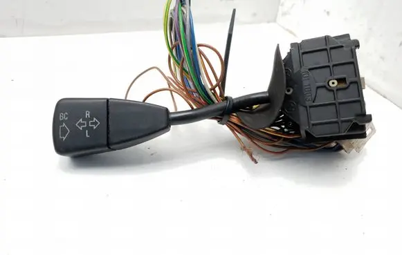 BMW 3 E36 Indicator stalk 8360913