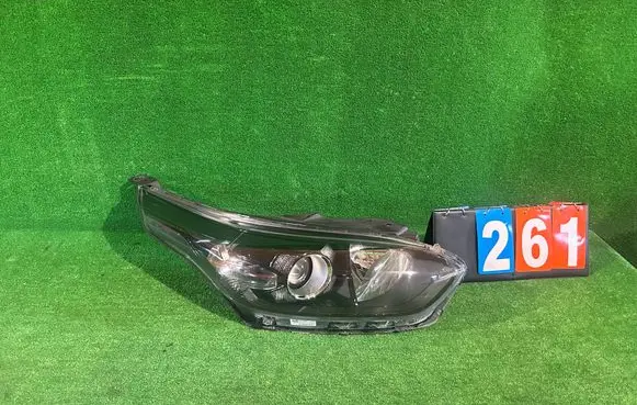 KIA Ceed Headlight/headlamp RK05RH06 92102J7051 280220220624