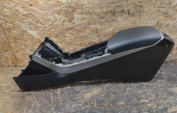 Hyundai i40 Center console 846013Z030