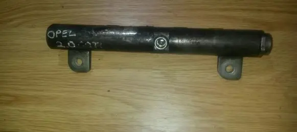 Opel Zafira A Fuel main line pipe