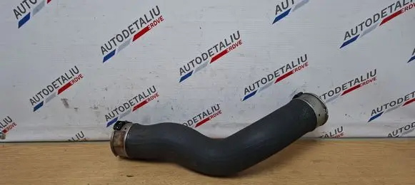 BMW X3 F25 Intercooler hose/pipe 8513851