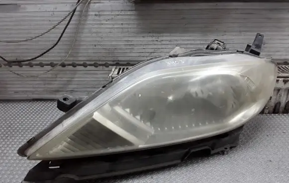 Honda FR-V Headlight/headlamp