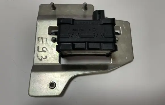 BMW 6 E63 E64 Acceleration sensor 6762769
