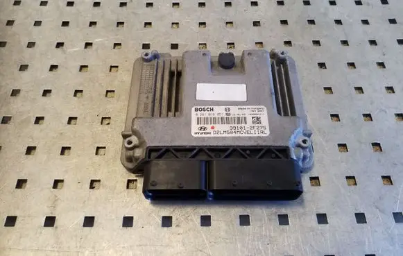 Hyundai ix35 Engine control unit/module 391012F275 0281018851