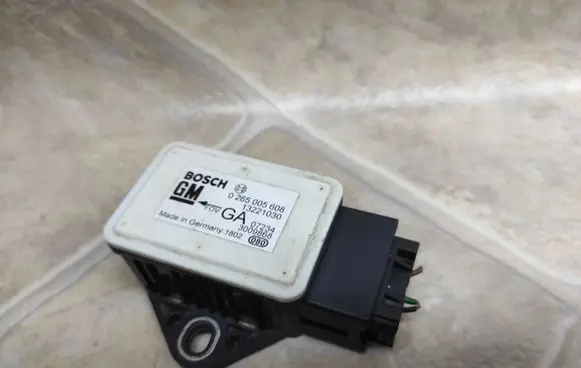 Opel Corsa D ESP acceleration yaw rate sensor 0265005608 13221030