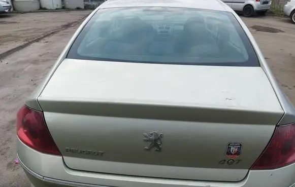 Peugeot 407 Truck tailgate 