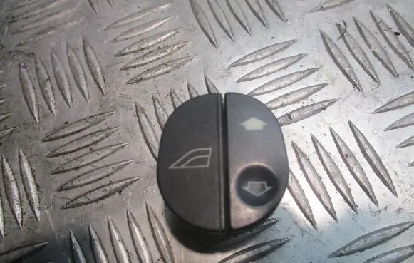 Ford Fiesta Quarter vent window switch 