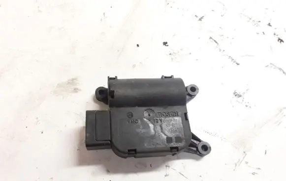 Mercedes-Benz Sprinter W906 Air flap motor/actuator 0132801373