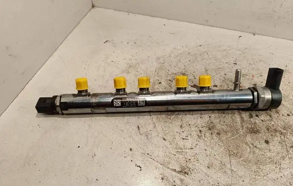 BMW 3 F30 F35 F31 Fuel main line pipe 0445214183 9957481