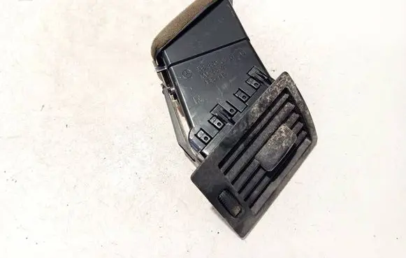 Dash center air vent grill