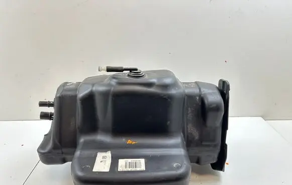 Iveco Daily 6th gen AdBlue liquid reservoir 05802327987