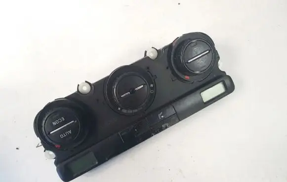 Skoda Octavia Mk2 (1Z) Climate control unit 1z1711303a