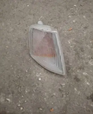 Opel Omega B2 Front indicator light 084421513