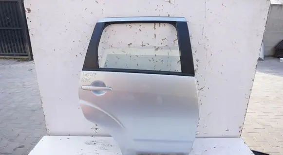 Peugeot 4007 Rear door