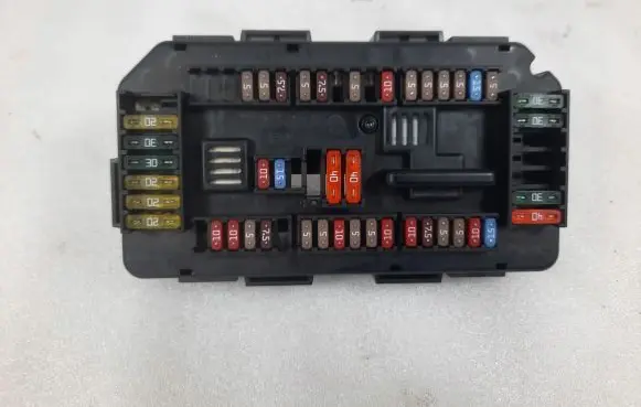BMW 1 F20 F21 Fuse module 922487904