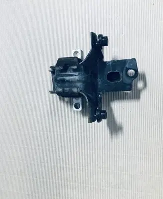 Seat Ibiza IV (6J,6P) Engine mount vacuum valve 6Q0199555AR