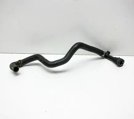 Volvo V60 Engine coolant pipe/hose 31338301