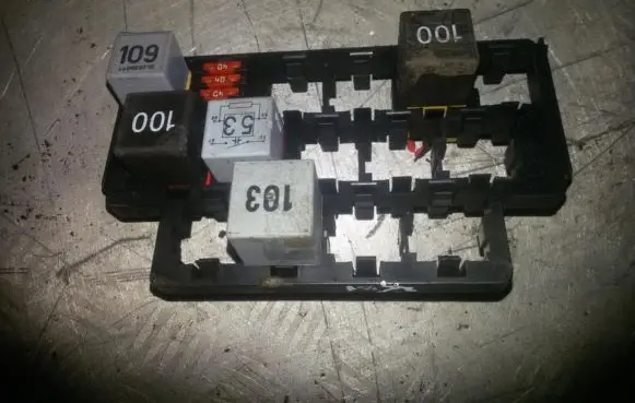 Volkswagen Polo Other relay 6q0972595a 7M0951253A