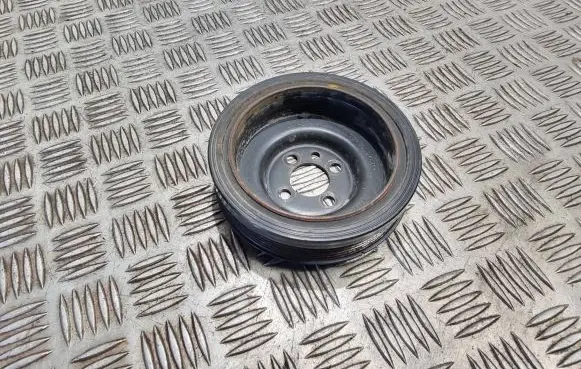 Volkswagen Cross Polo Crankshaft pulley 038105243m