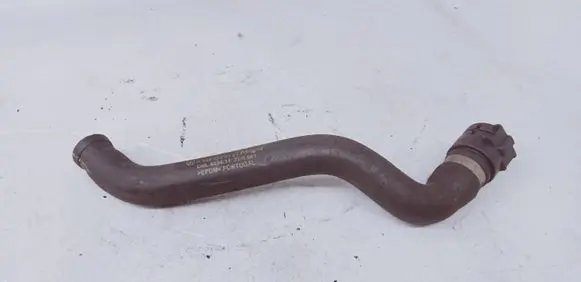 Mercedes-Benz Vito Viano W639 Engine coolant pipe/hose A6398328123