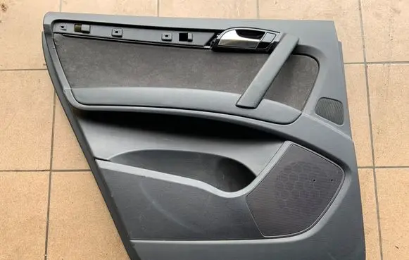 Audi Q7 4L Rear door card panel trim 4L0867305 4L0867305A