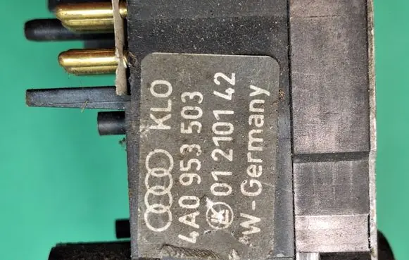 Audi 80 90 B3 Wiper control stalk 4a0953503