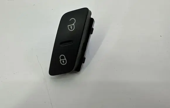 Volkswagen Golf VI Central locking switch button 1K0962125B