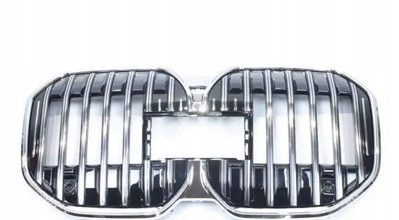 BMW 7 G70 Front bumper upper radiator grill 5A013E0