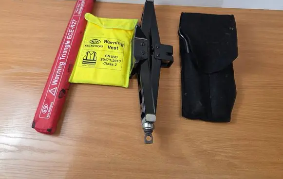 KIA Sportage Tool set
