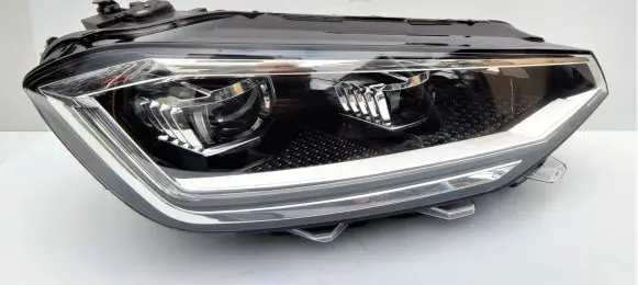Volkswagen Golf Sportsvan Headlight/headlamp 517941082A